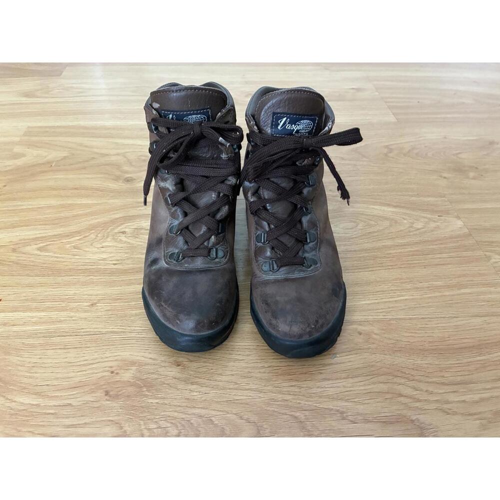 Vasque leather Hiking boots. Vintage  Women’s Sz. 7